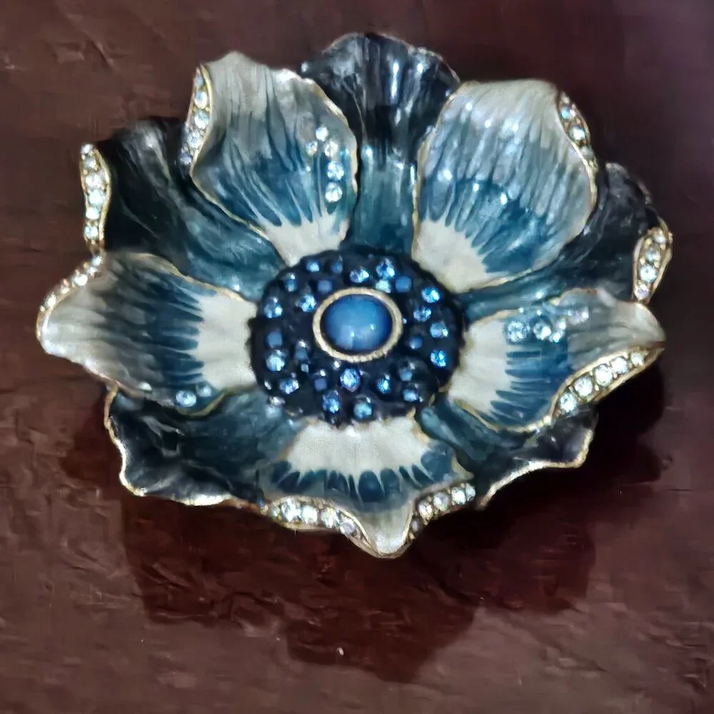 HANDSIGNED RARE JAY STRONGWATER BLUE FLOWER ENAMEL CRYSTAL JEWELRY TRAY DISH